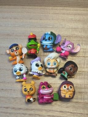 Disney Doorables Academy Series